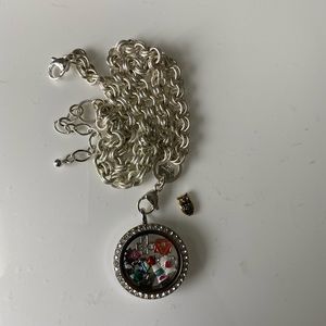 Origami Owl -EUC- necklace, with charms